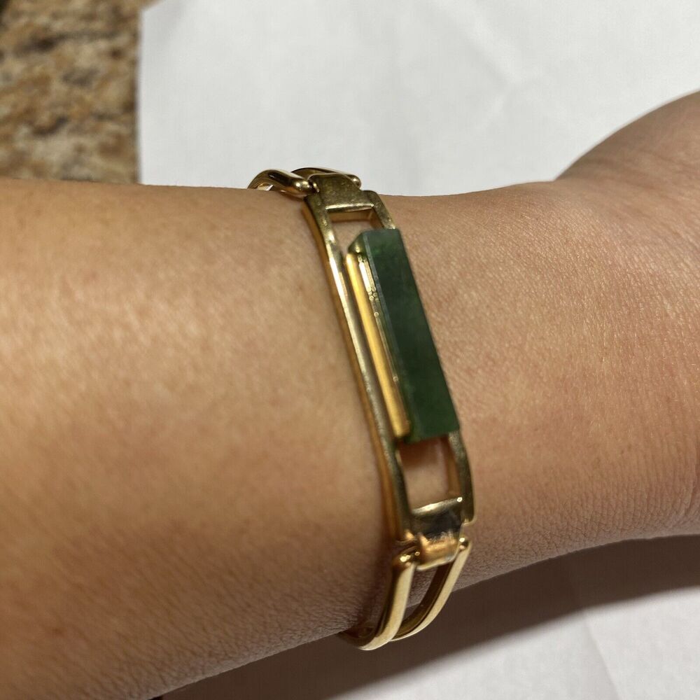 Avon Vintage 1978 Gold-Tone Green Faux Treasured Jade Bar Hinged Bracelet 2.2” - Picture 12 of 12